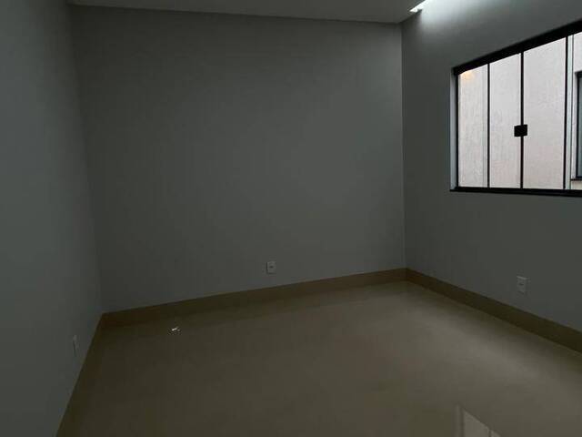 Casa para Venda em Aparecida de Goiânia - 5
