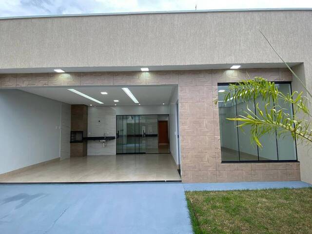 #0001 - Casa para Venda em Aparecida de Goiânia - GO