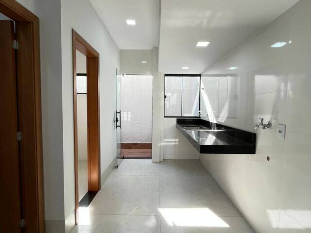 #0002 - Casa para Venda em Goiânia - GO